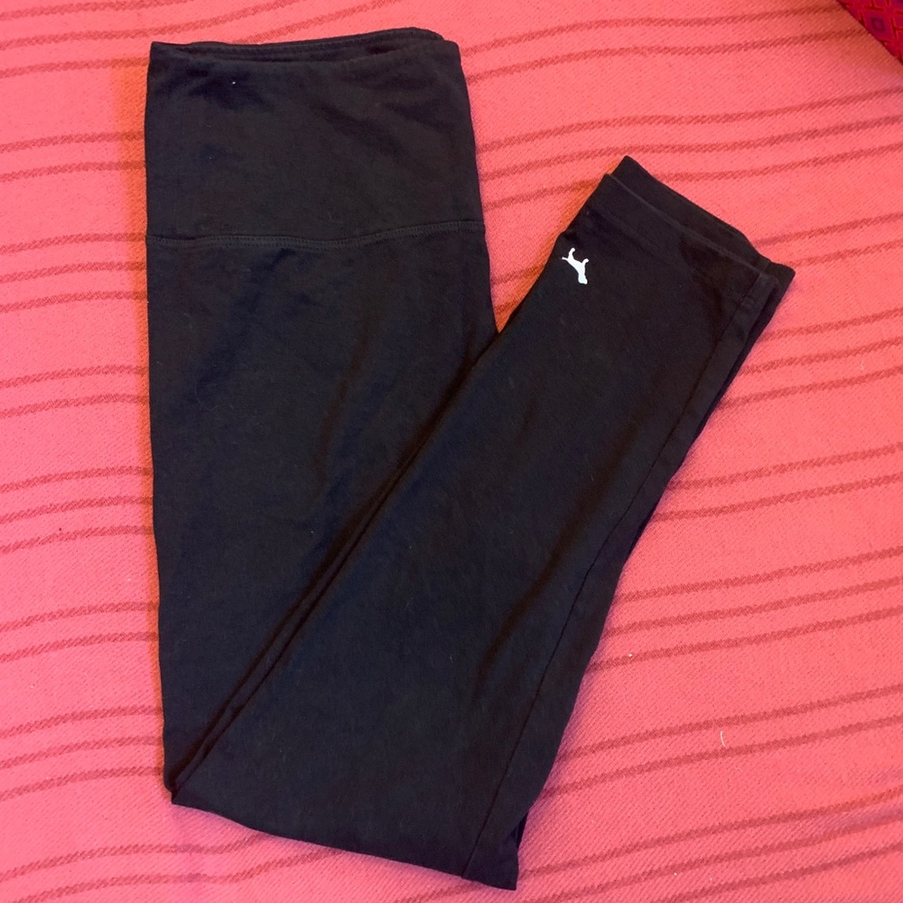 PINK Victoria’s Secret yoga pants
